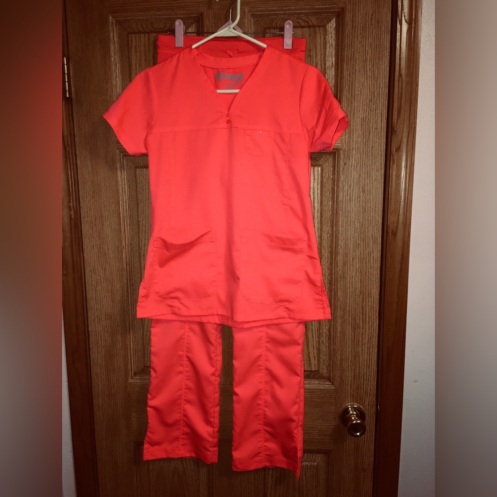 Grey’s Anatomy scrub set